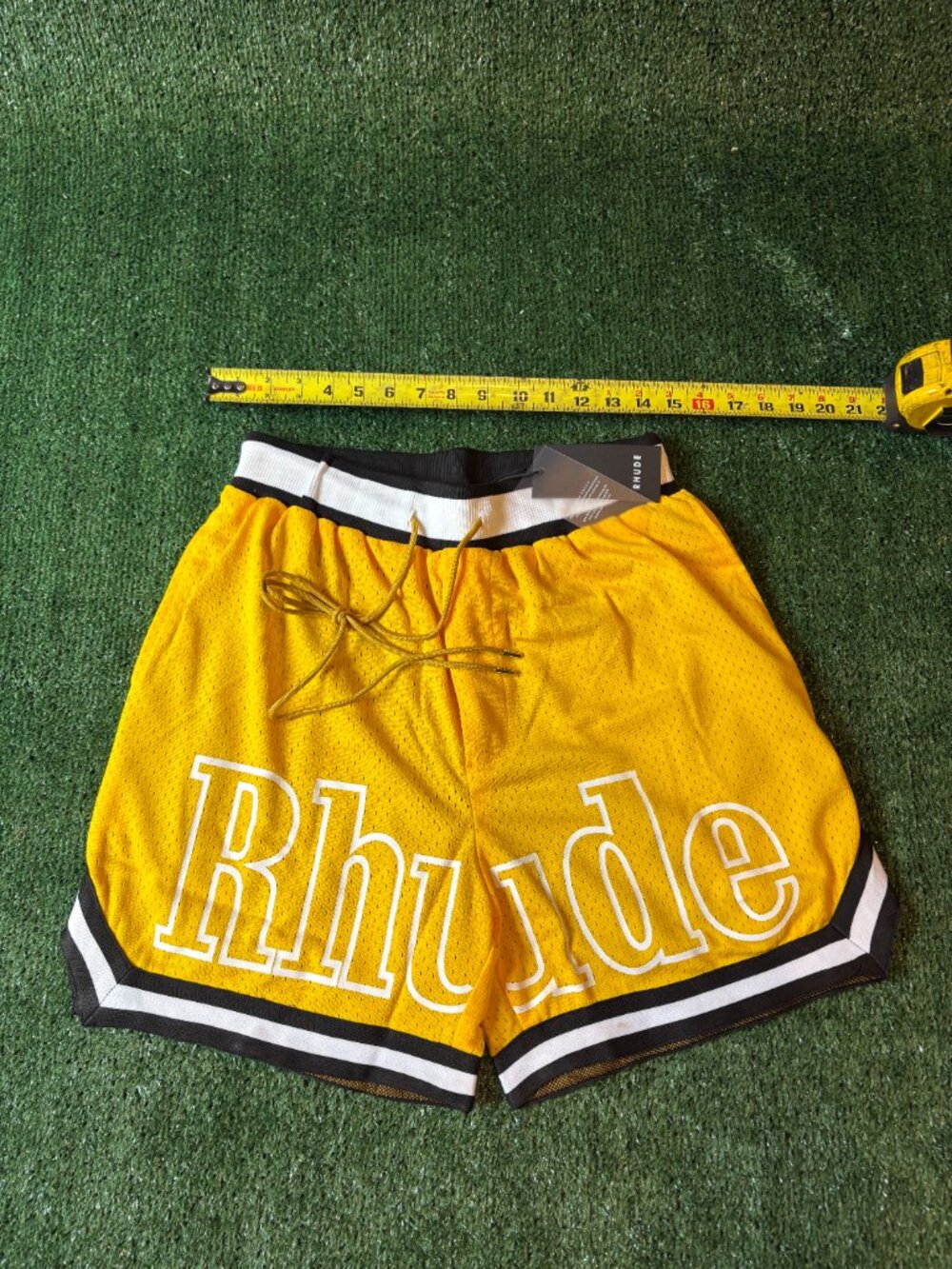 Rhude Yellow Mesh Basketball Shorts NWT - Picture 9 of 10